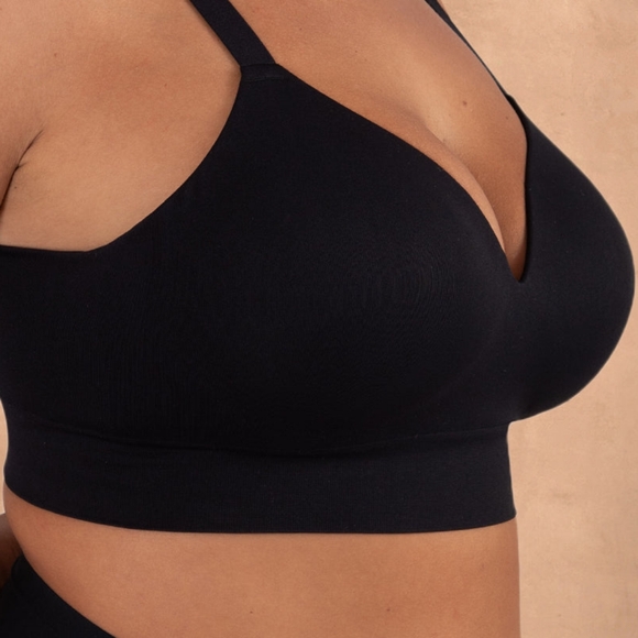 NWT Black Truekind Supportive Comfort Wireless Shaping Bra 4X - Picture 4 of 6